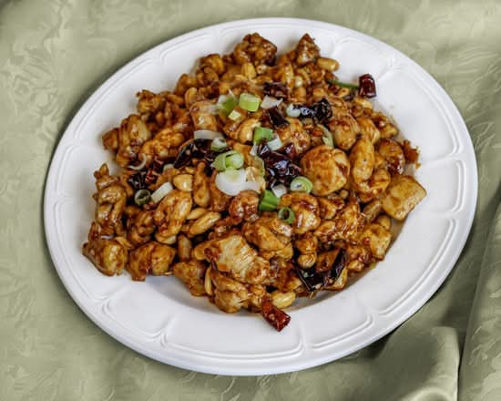 Kung Pao Chicken with Peanuts 宮保雞丁